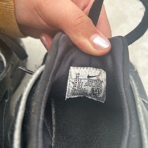 Gently used .. Nike Huaraches